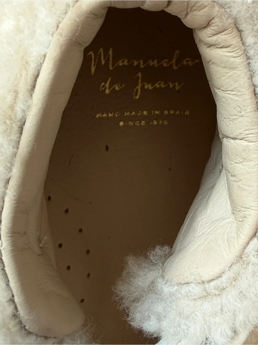 Manuela de Juan Luxury Shearling Mary Jane Shoes – Size 29